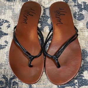 Volcom sandals